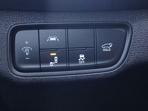 Used 2020 Hyundai Santa Fe SEL w/ Convenience Package image 12