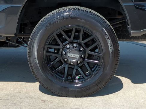 Used 2021 Ford F250 Lariat image 14