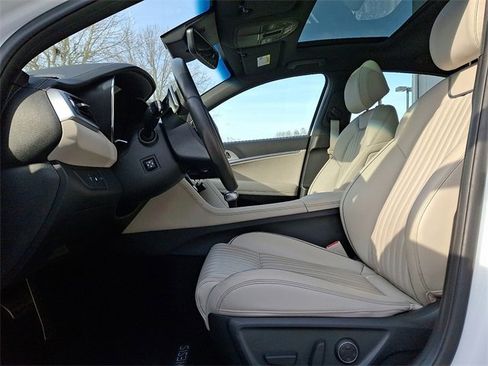 Used 2023 Genesis G70 2.0T w/ Sport Prestige Package image 12