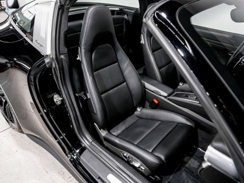 Used 2015 Porsche 911 Targa 4S image 27