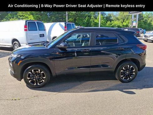 Used 2023 Chevrolet TrailBlazer LT AWD/4WD image 5