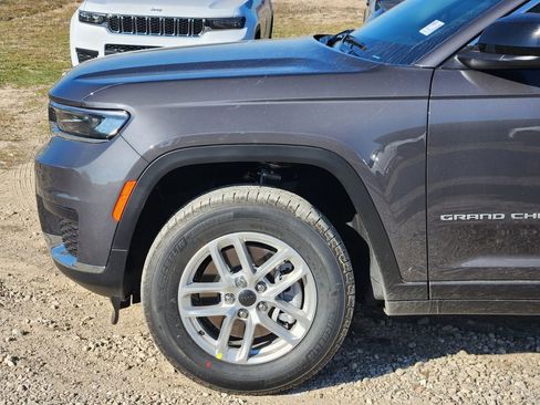 New 2026 Jeep Grand Cherokee L 2WD image 6