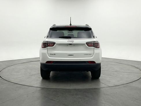 Used 2025 Jeep Compass Limited image 7