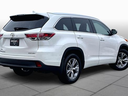 Used 2014 Toyota Highlander XLE image 13