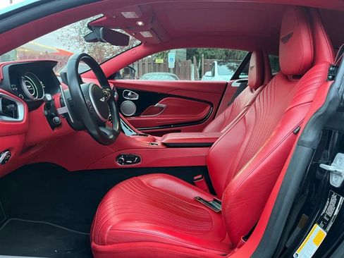 Used 2018 Aston Martin DB11 V12 image 8