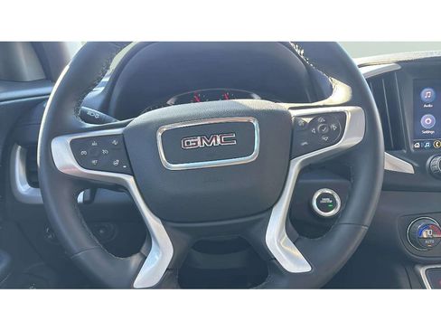 Used 2023 GMC Terrain SLT w/ Elevation Edition image 14
