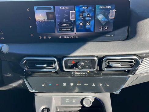 New 2026 Nissan Sentra SV w/ SV Convenience Package FWD image 13