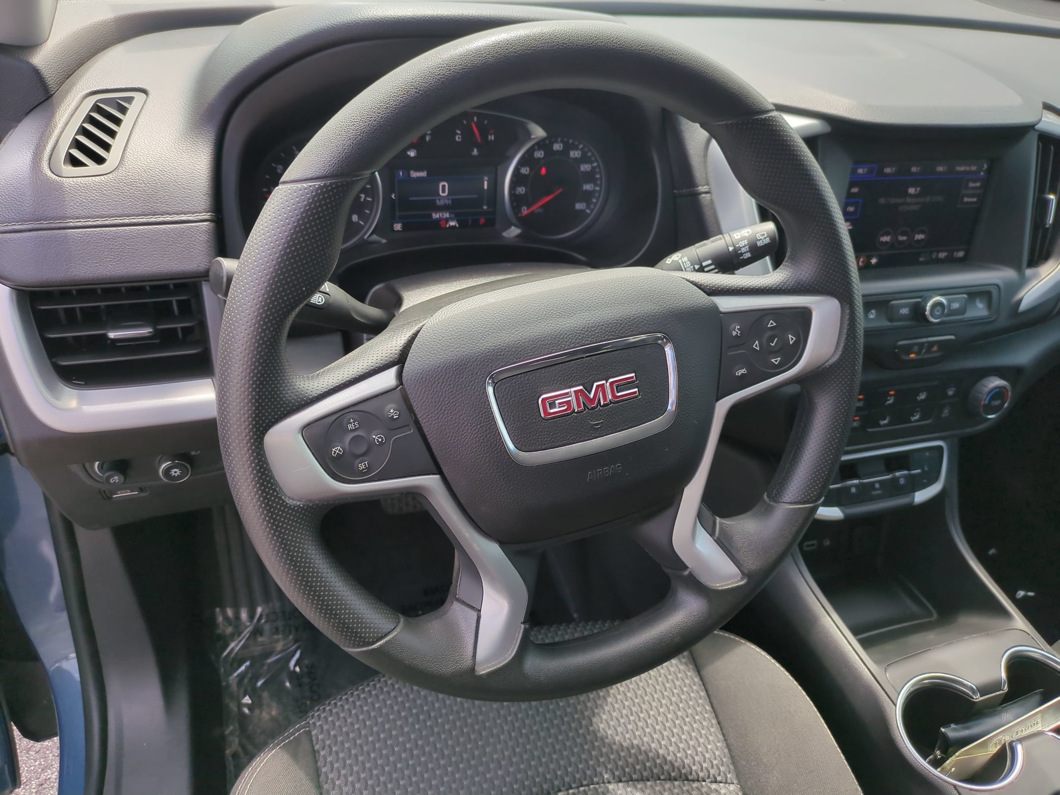 Used 2024 GMC Terrain SLE AWD/4WD image 18