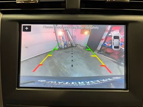 Used 2019 Ford Fusion SE image 19