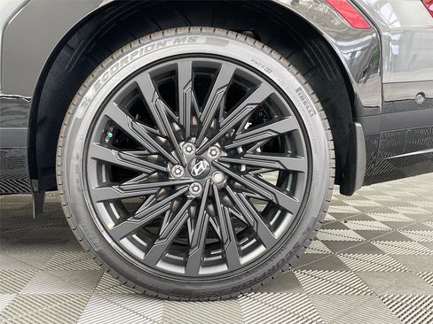 Used 2024 Hyundai Santa Fe Calligraphy AWD/4WD image 19