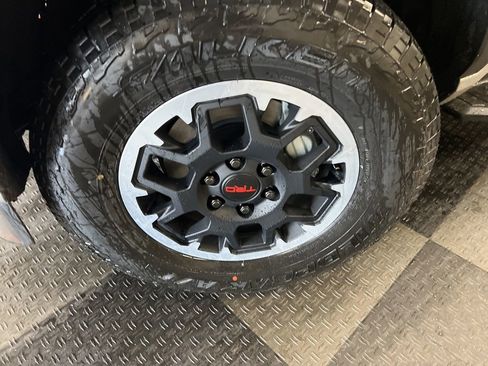 New 2026 Toyota 4Runner TRD Off-Road image 3