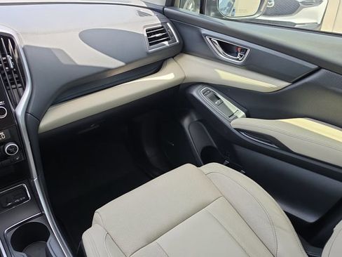 Used 2019 Subaru Ascent Limited AWD/4WD image 11