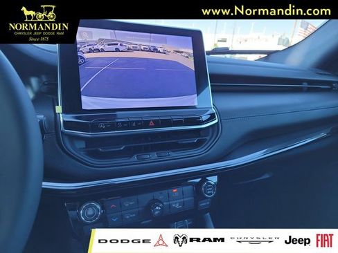 New 2026 Jeep Compass Latitude AWD/4WD image 11