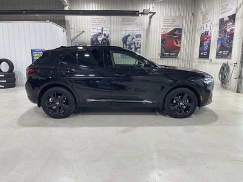 Used 2023 Buick Envision Essence w/ Sport Touring Package AWD/4WD image 9
