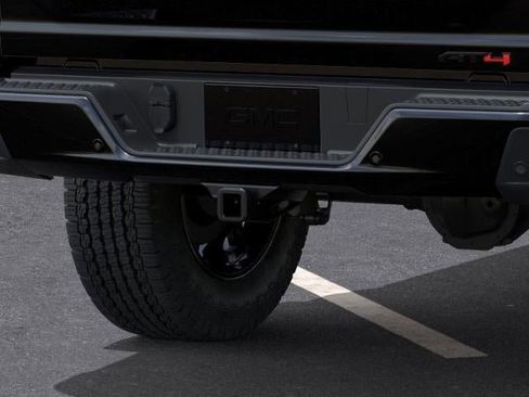 New 2025 GMC Canyon AT4 w/ Nightfall Edition image 14