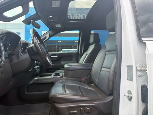 Used 2019 GMC Sierra 1500 Denali w/ Denali Ultimate Package AWD/4WD image 3