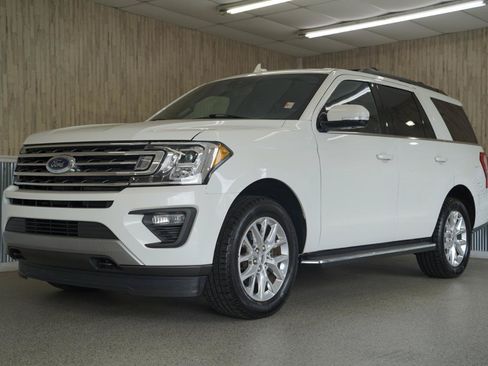 Used 2021 Ford Expedition XLT AWD/4WD image 4