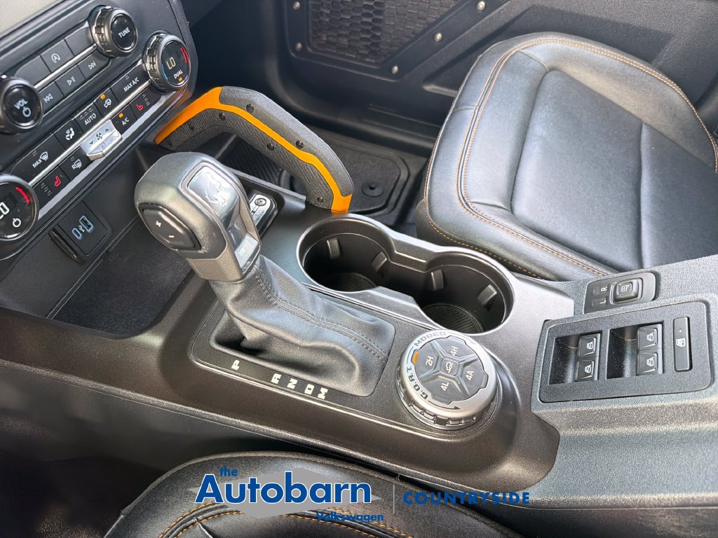 Used 2023 Ford Bronco Badlands w/ Sasquatch Package AWD/4WD image 19