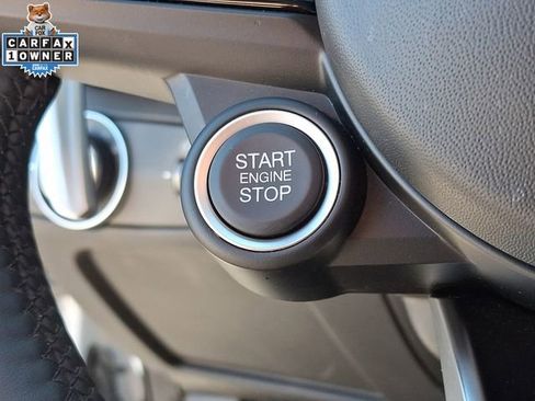 Used 2025 Alfa Romeo Giulia AWD image 26