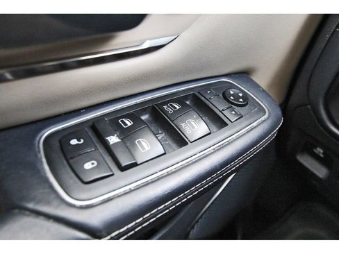 Used 2019 RAM 1500 Limited w/ Advanced Safety Group AWD/4WD image 14