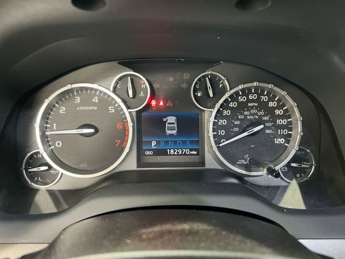 Used 2014 Toyota Tundra SR5 w/ TRD Off Road Package image 12