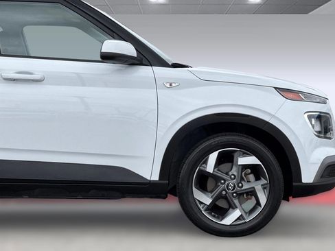 Used 2022 Hyundai Venue SEL FWD image 33