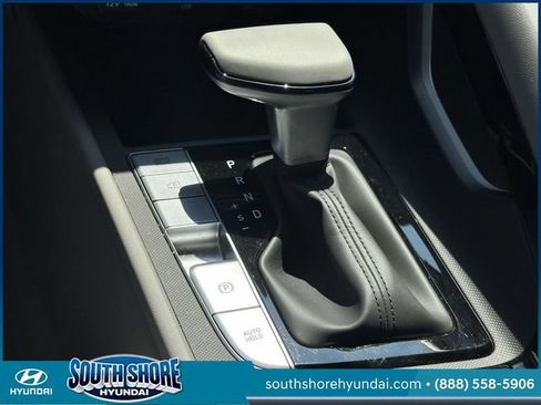Certified 2023 Hyundai Elantra SEL w/ Convenience Package FWD image 33