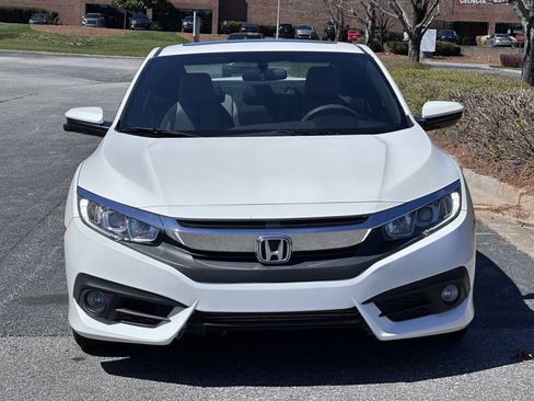 Used 2017 Honda Civic EX-T image 3