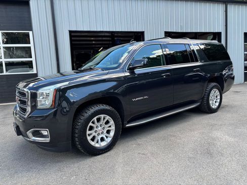 Used 2020 GMC Yukon XL SLT AWD/4WD image 4