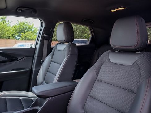 Used 2023 Chevrolet TrailBlazer RS image 10