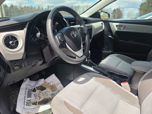Used 2017 Toyota Corolla L image 10