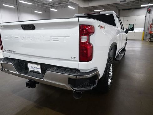 Used 2025 Chevrolet Silverado 2500 LT w/ Convenience Package image 13