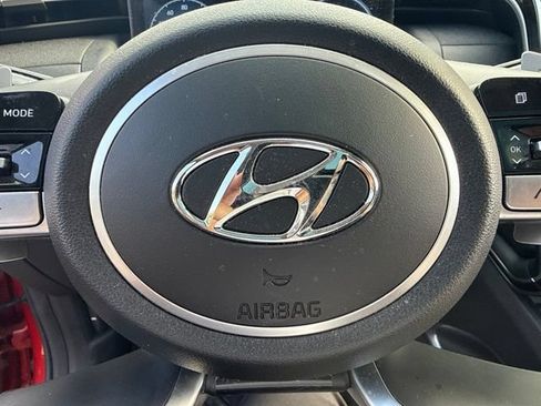 Used 2023 Hyundai Tucson Limited AWD/4WD image 12