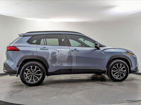 Used 2025 Toyota Corolla Cross AWD Hybrid image 9