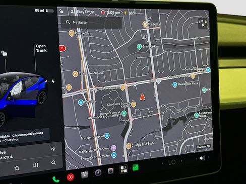 Used 2021 Tesla Model Y Long Range AWD/4WD image 21