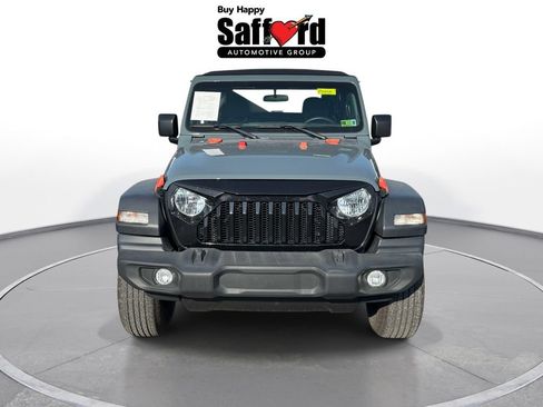 Used 2024 Jeep Wrangler Sport AWD/4WD image 4