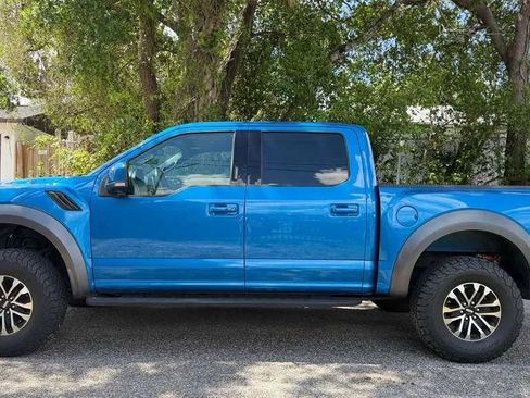 Used 2019 Ford F150 Raptor w/ Equipment Group 802A Luxury AWD/4WD image 2