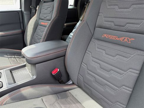 New 2025 Nissan Frontier PRO-4X w/ Interior Protection Package image 30