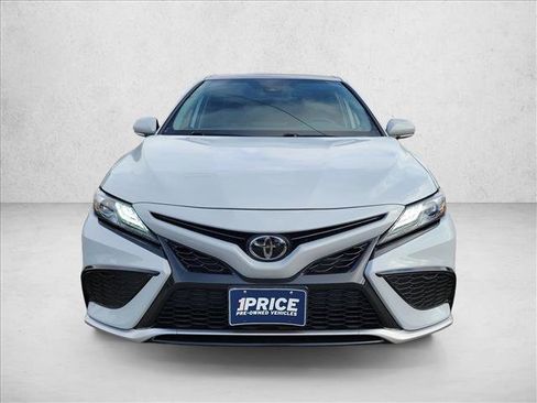 Used 2023 Toyota Camry XSE FWD image 2