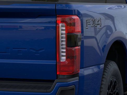 New 2026 Ford F250 Lariat w/ Black Appearance Package AWD/4WD image 21