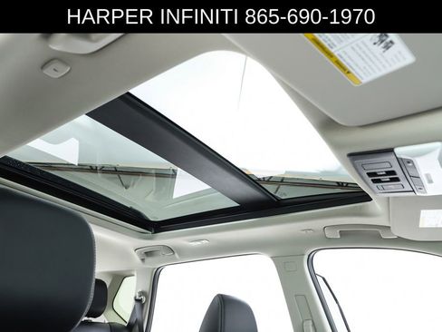 Used 2025 Nissan Rogue Platinum image 75