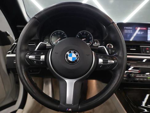 Used 2018 BMW 640i Convertible RWD image 33