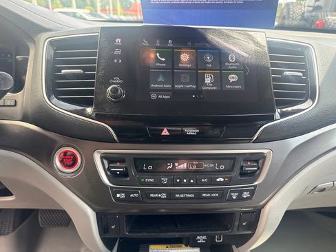 Used 2021 Honda Pilot Special Edition image 17