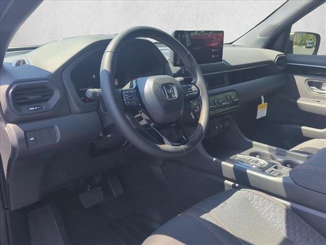 New 2026 Honda Pilot Sport image 3