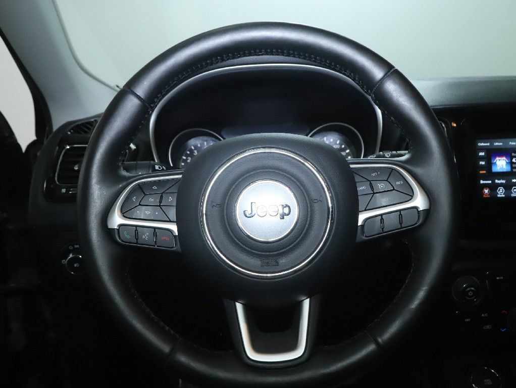 Used 2019 Jeep Compass Latitude AWD/4WD image 21