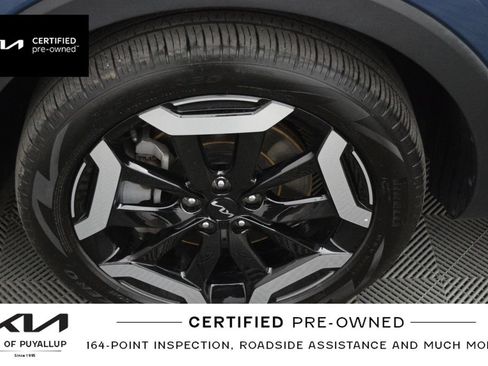 Certified 2024 Kia Telluride S w/ S Sunroof Package AWD/4WD image 22