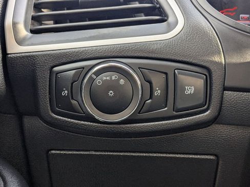 Used 2024 Ford Edge SEL image 21