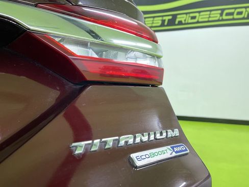 Used 2017 Ford Fusion Titanium image 13