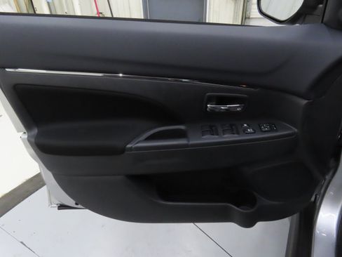 New 2025 Mitsubishi Outlander Sport LE image 6