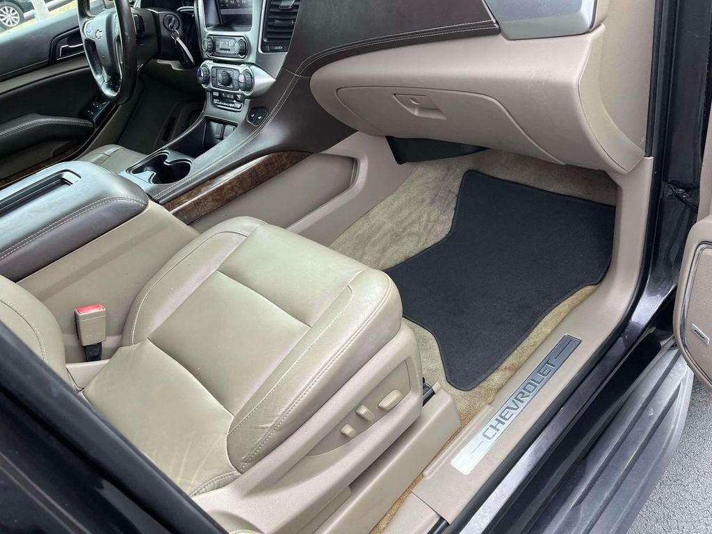 Used 2018 Chevrolet Suburban LT RWD image 23